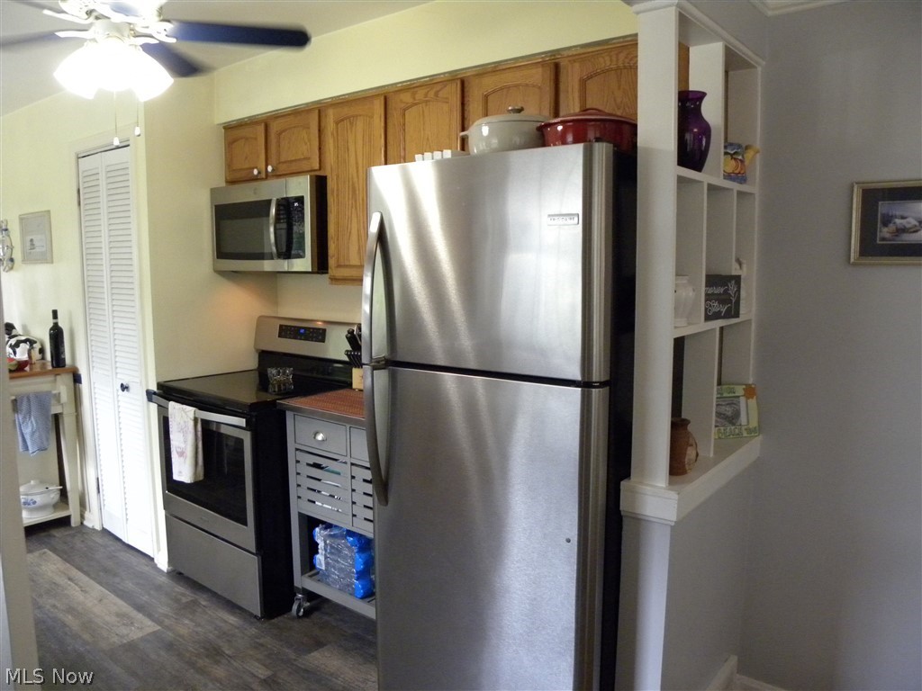 Clague Road Homes Cos - Residential