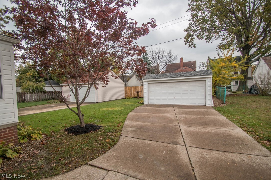 Utopia Beach 03 - Residential