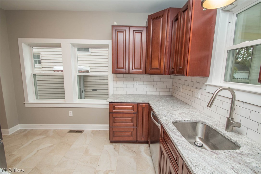 Utopia Beach 03 - Residential