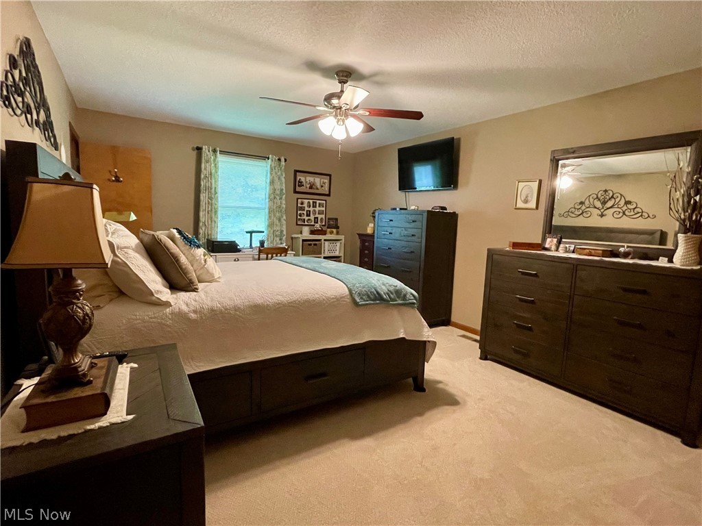 Sunset Knoll Condo - Residential