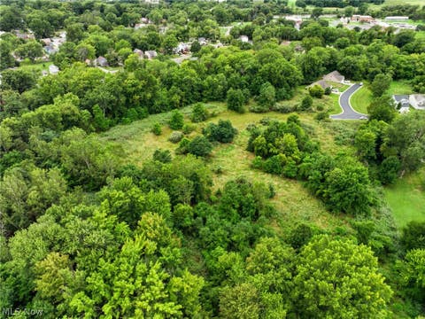 Tiny photo for Lighthouse Pointe Drive, Painesville, OH 44077 (MLS # 5239712)