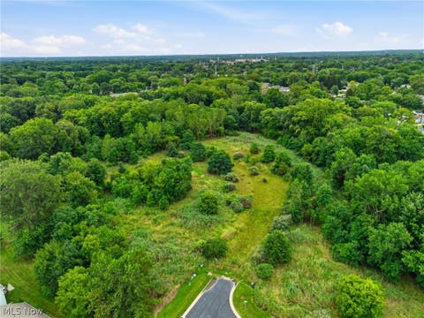 Tiny photo for Lighthouse Pointe Drive, Painesville, OH 44077 (MLS # 5239712)