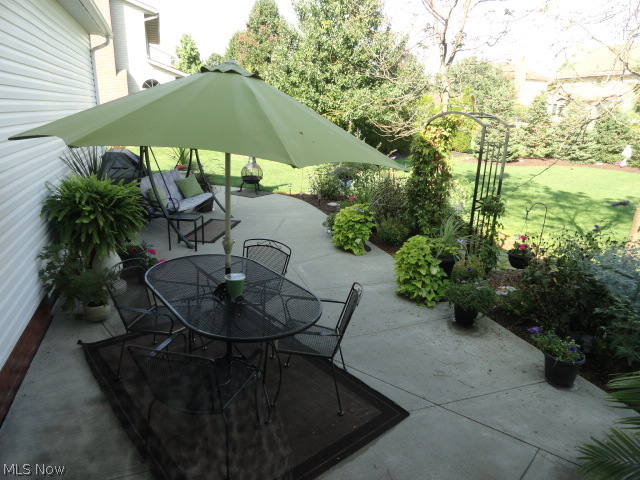 Bob-O-Link - Residential