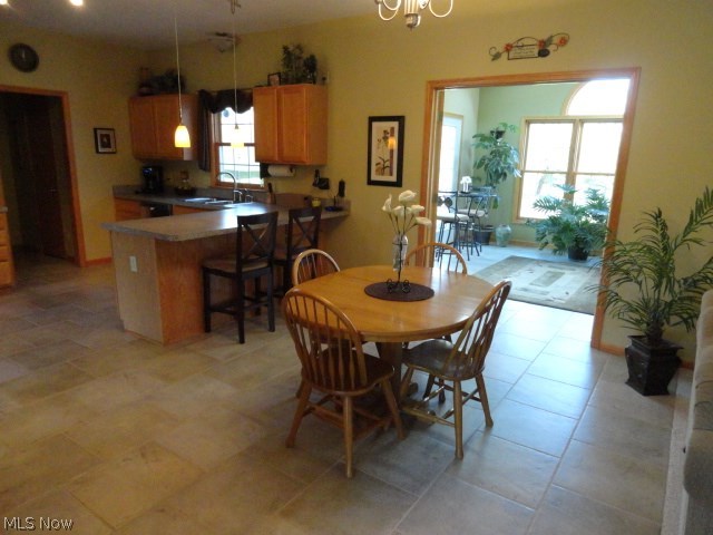 Bob-O-Link - Residential