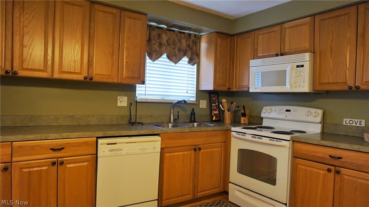 Pine Hill Condo A - Residential