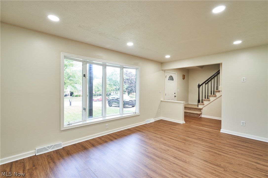 4368 Norona Drive