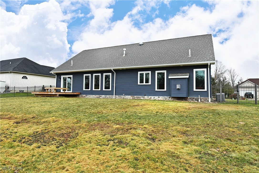 237 Country Club Drive, Warren, Ohio image 48