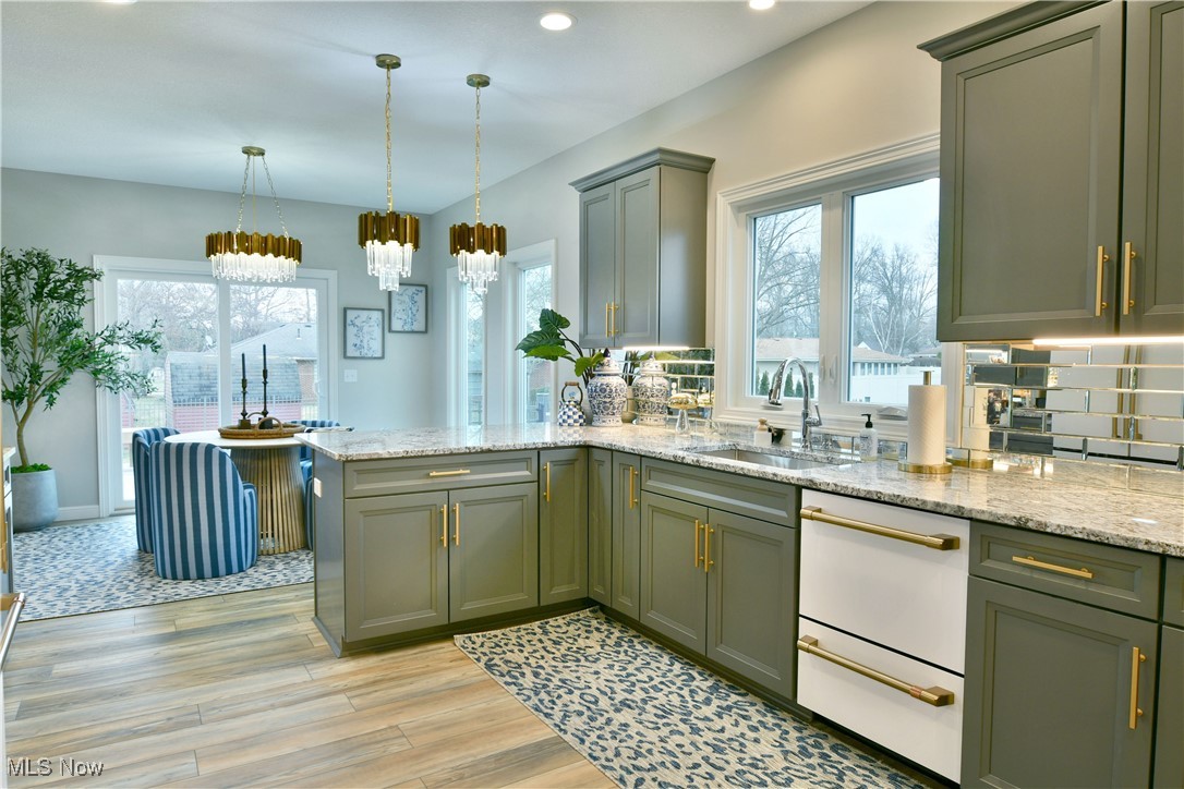 237 Country Club Drive, Warren, Ohio image 16
