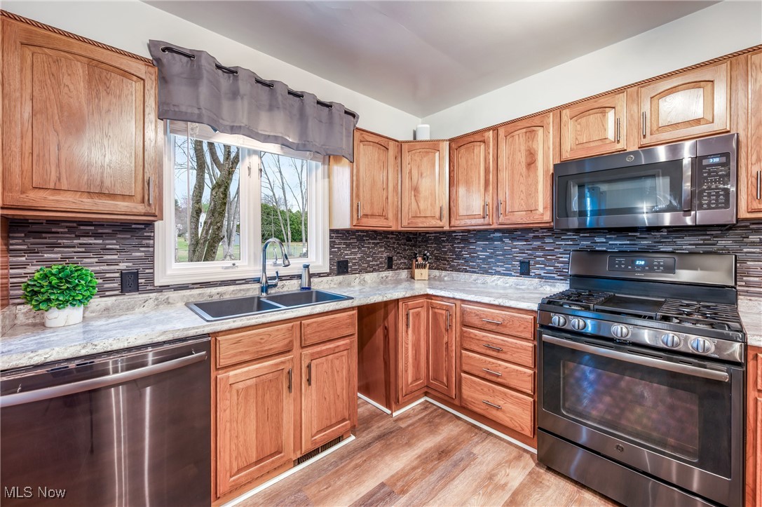 5700 Sharon Drive, Youngstown, Ohio image 12