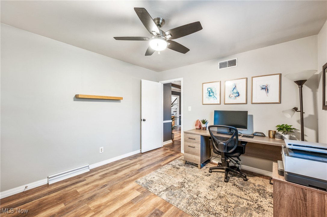 5700 Sharon Drive, Youngstown, Ohio image 15