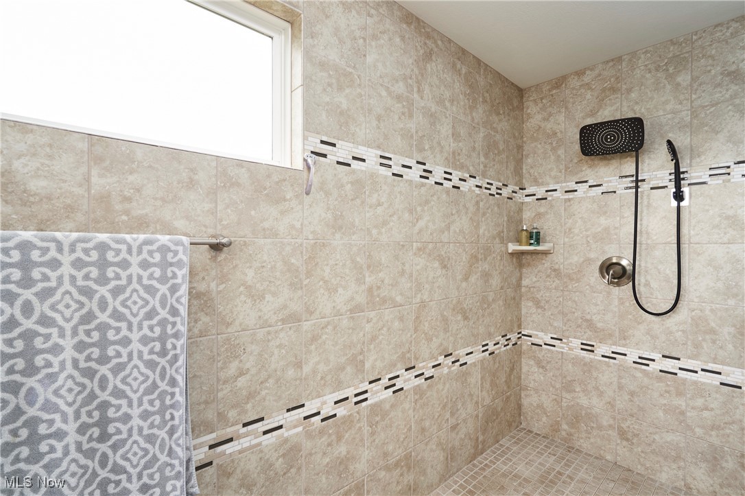 Copley, Ohio 44321, United States, 4 Bedrooms Bedrooms, ,5 BathroomsBathrooms,Residential,Active,141034