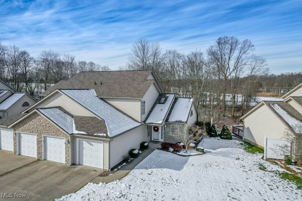 Plesant Lakes Condo - Residential