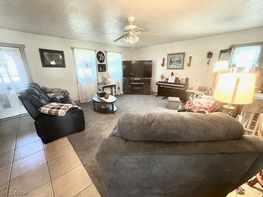 Photo of 38019 Longs Crossing Road, Leetonia, OH 44431 (MLS # 5193435)