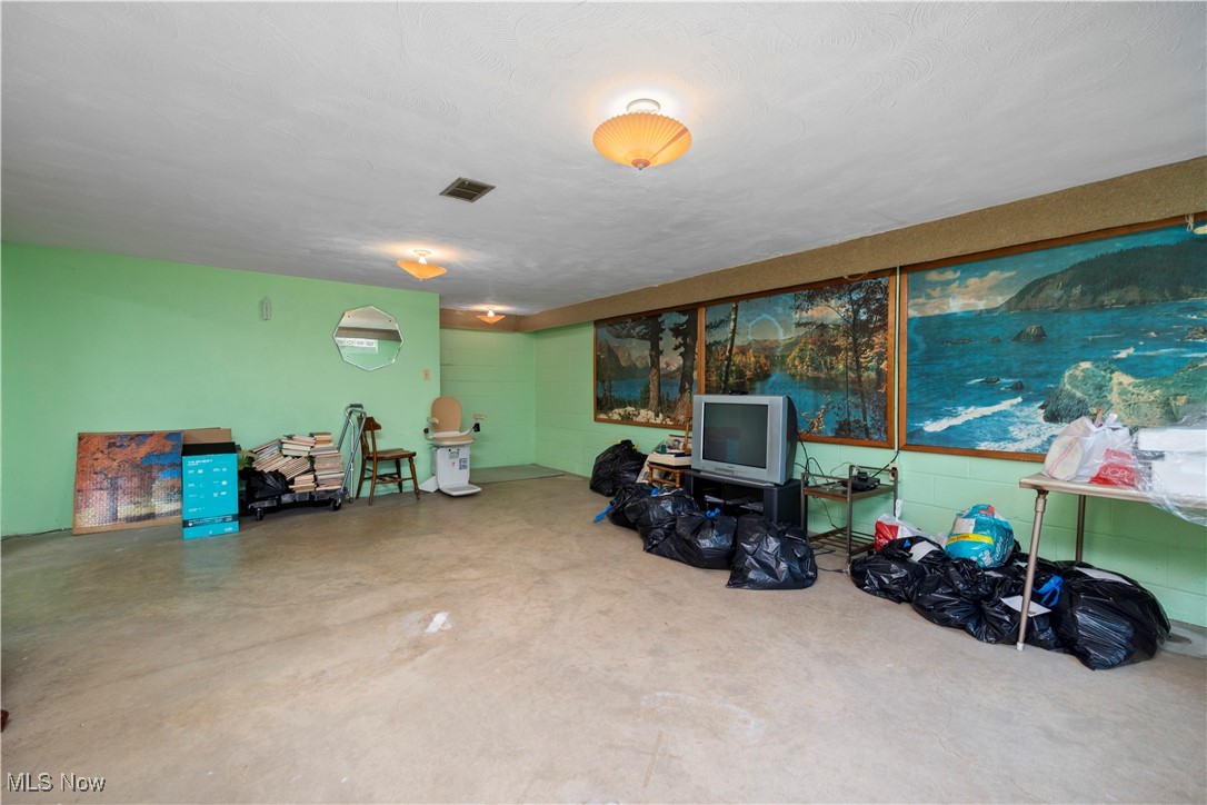 Parma Heights Dev Cos Eureka Park - Residential