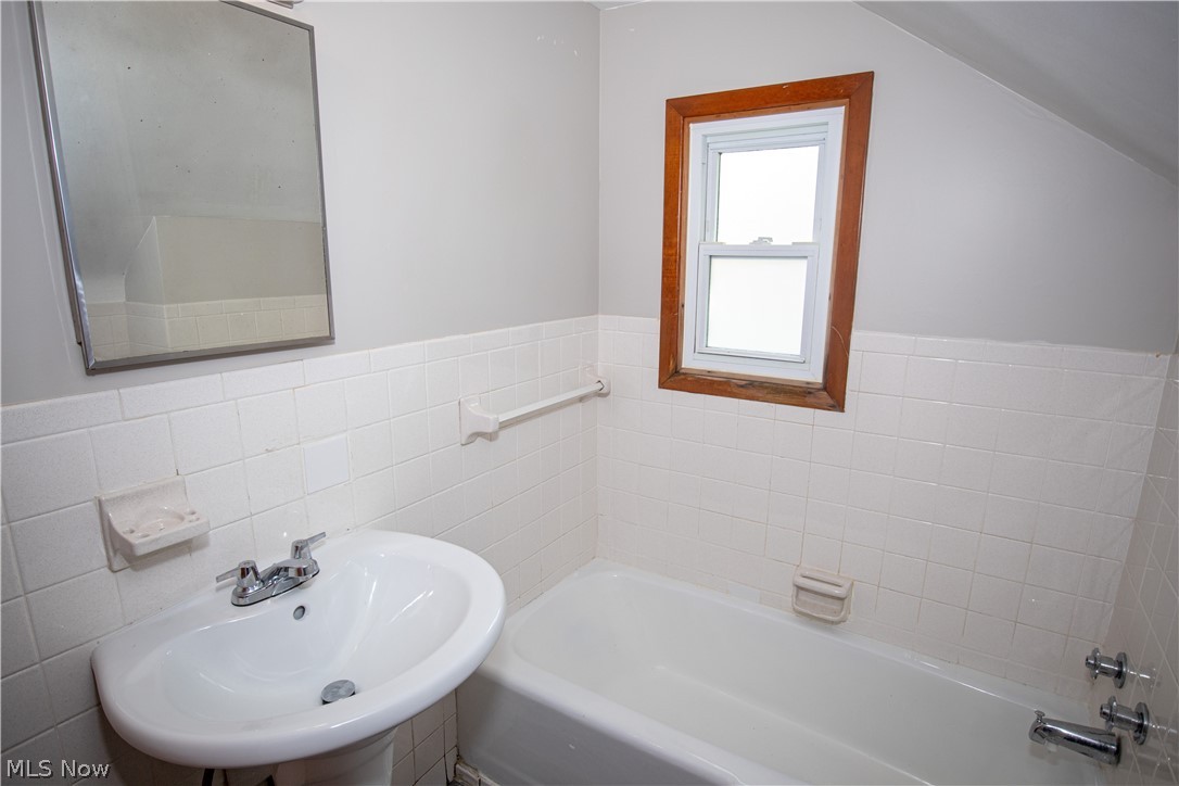 Euclid Homes Colony 04 - Residential