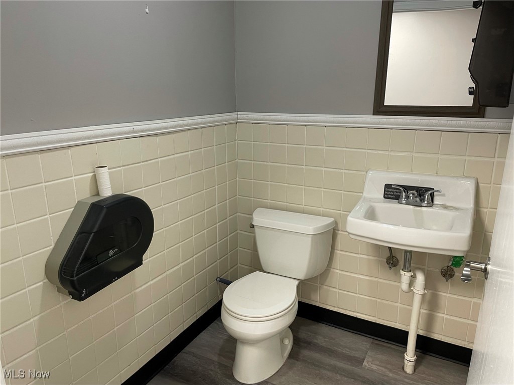 Parkersburg, West Virginia 26101, United States, ,Commercial,Pending,228267