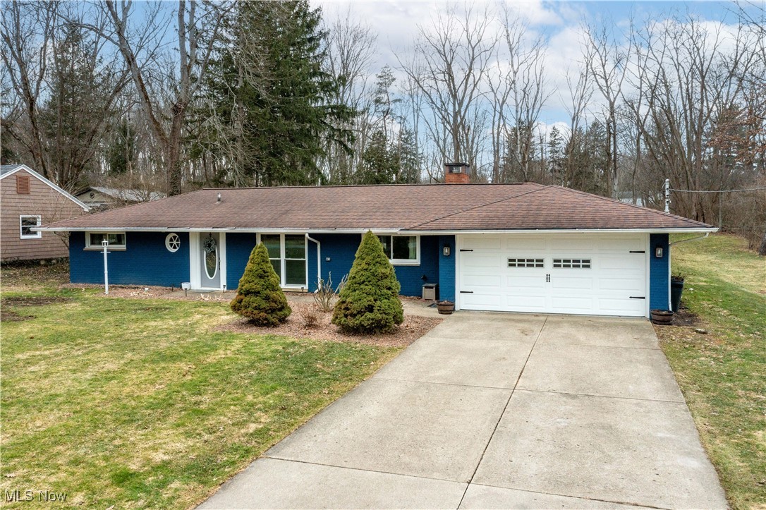 8402 Metropolitan Boulevard, Olmsted Falls, Ohio image 1
