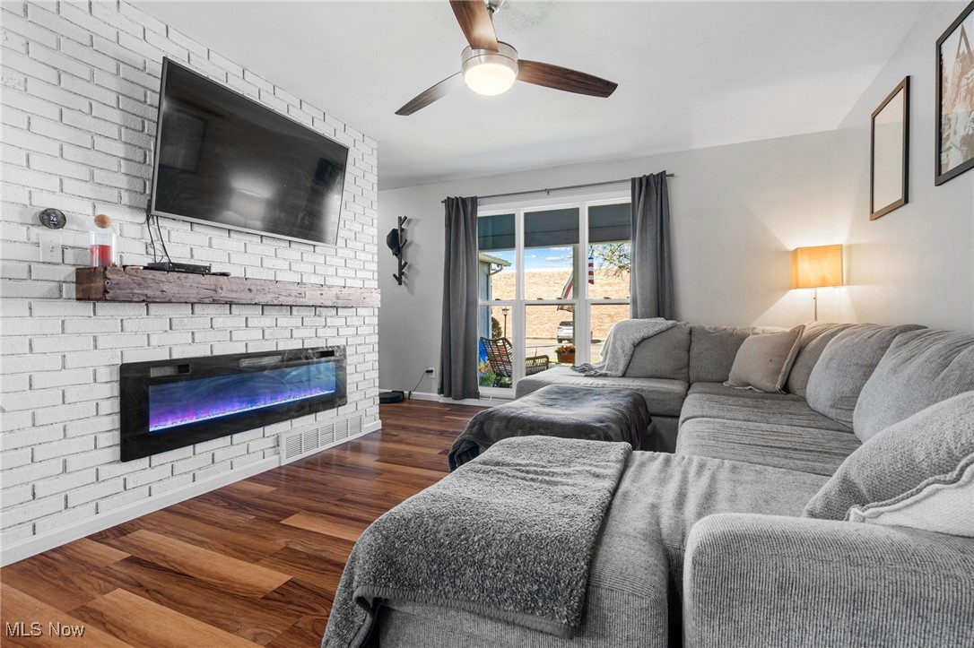 Je Reeves First Add - Residential