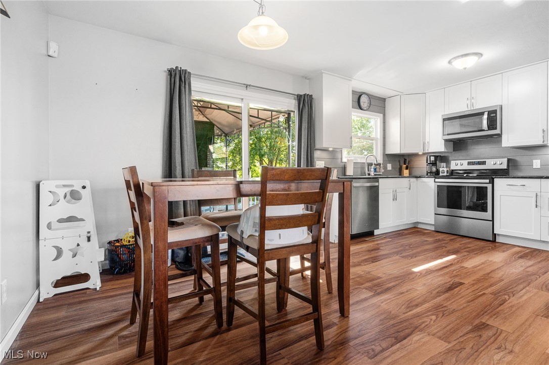 Je Reeves First Add - Residential