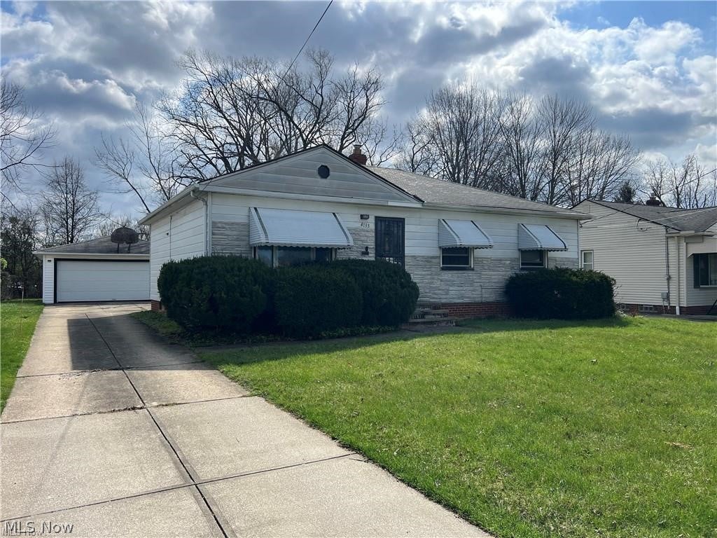 4133 Eastwood Lane