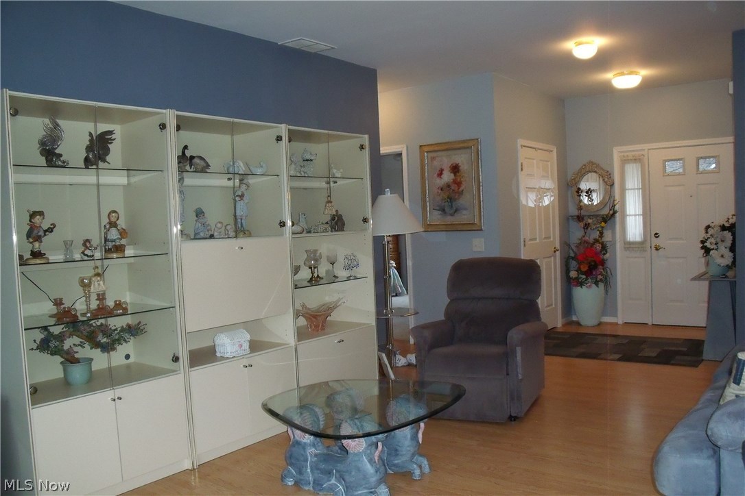 Athenian Village Condo Ph 06 - Residential