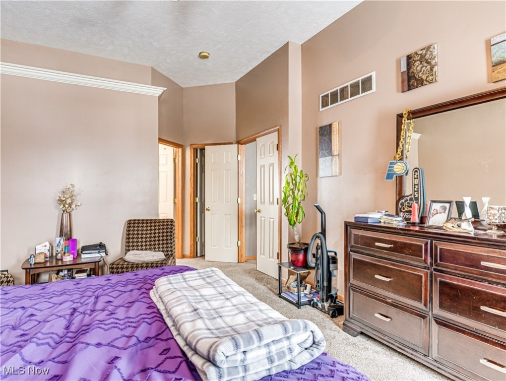 Fairfax Meadows - Residential