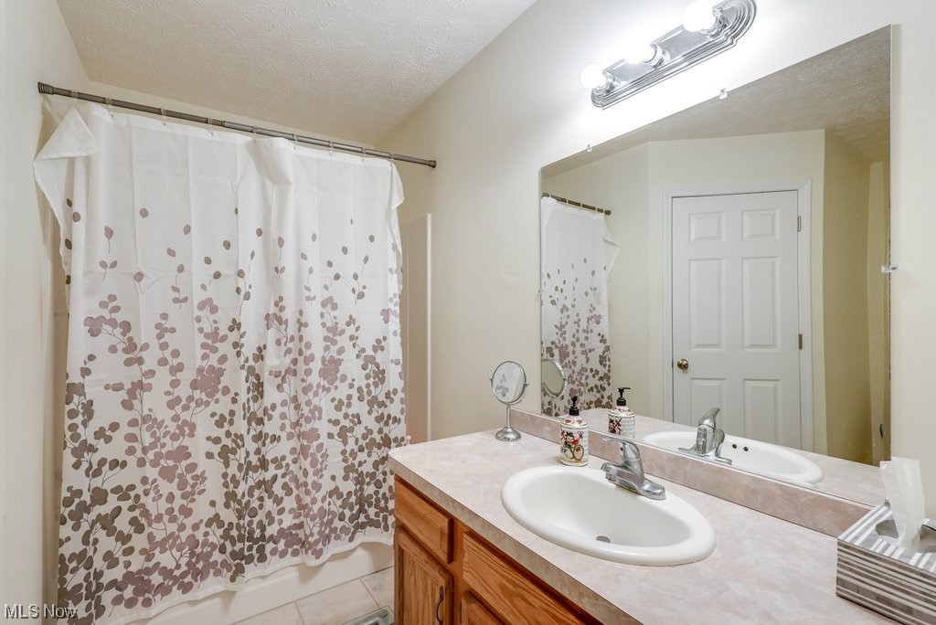 Falls River Xing Cluster Unit - Residential