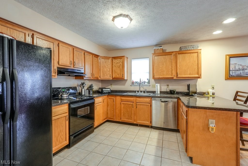 Falls River Xing Cluster Unit - Residential