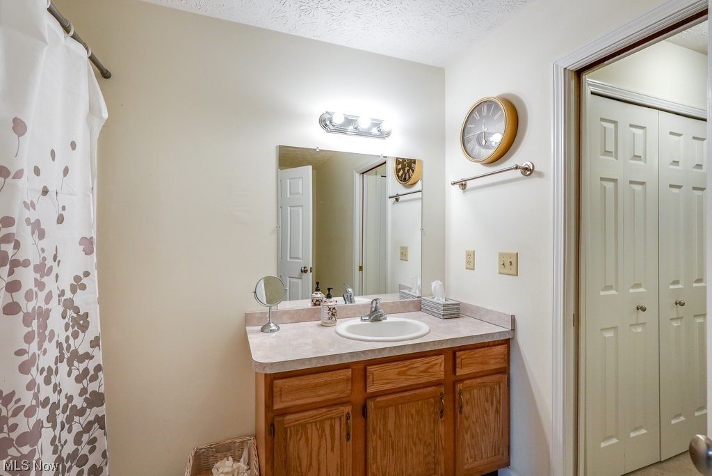 Falls River Xing Cluster Unit - Residential