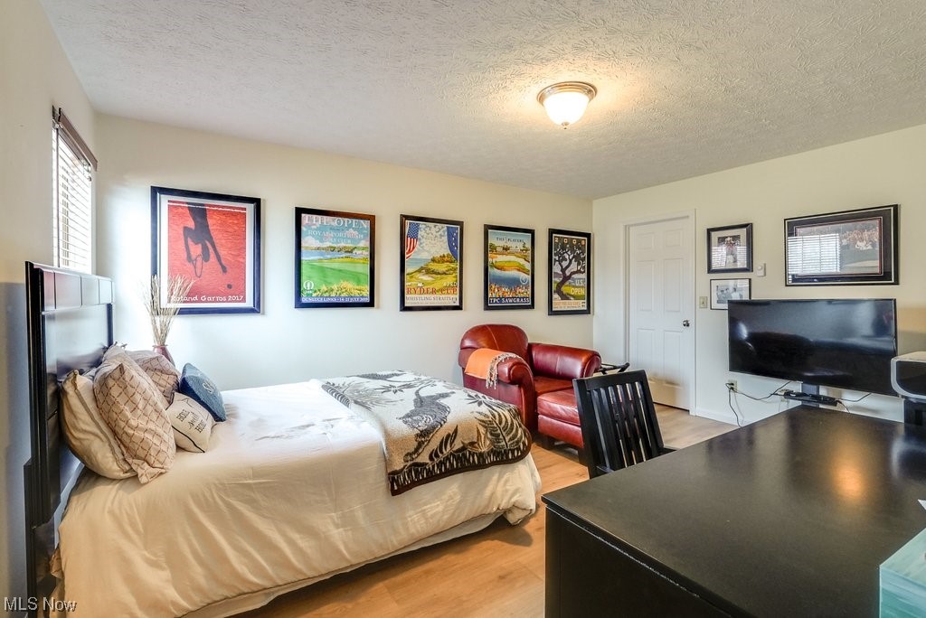 Falls River Xing Cluster Unit - Residential