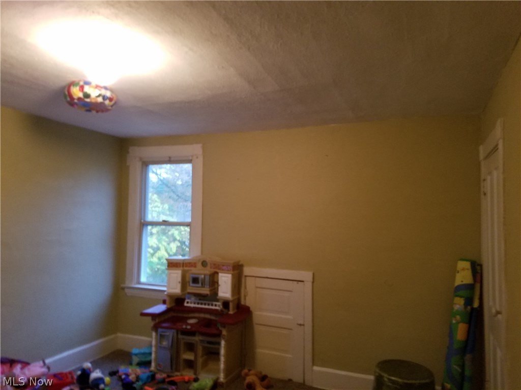 Village/East Youngstown - Residential