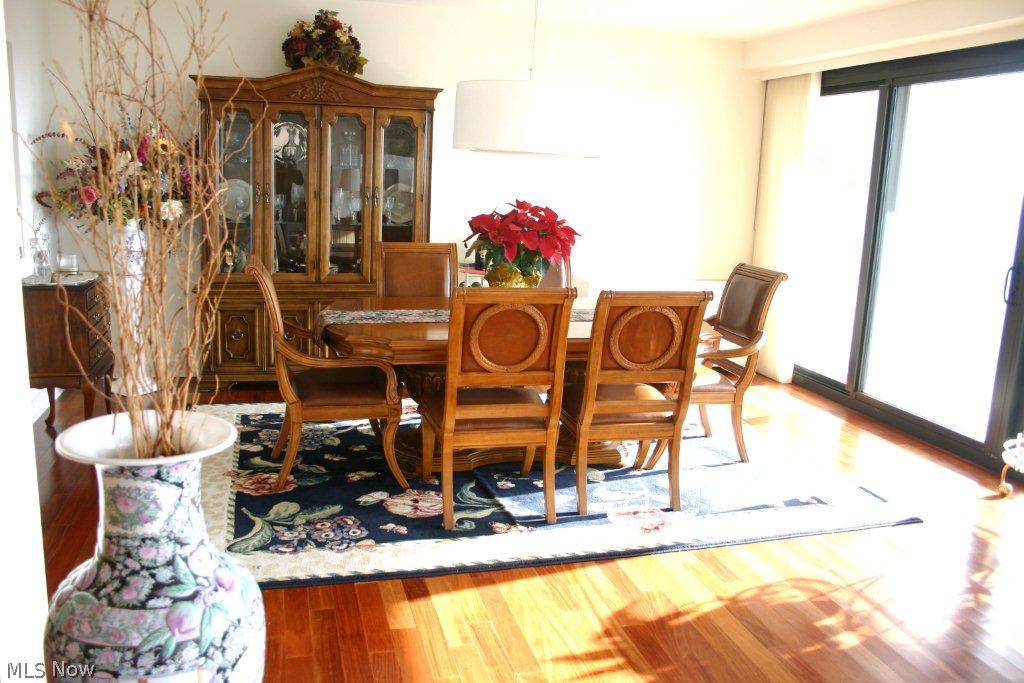 Bratenahl Place Condo - Residential Lease