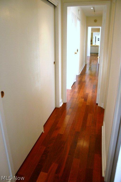 Bratenahl Place Condo - Residential Lease