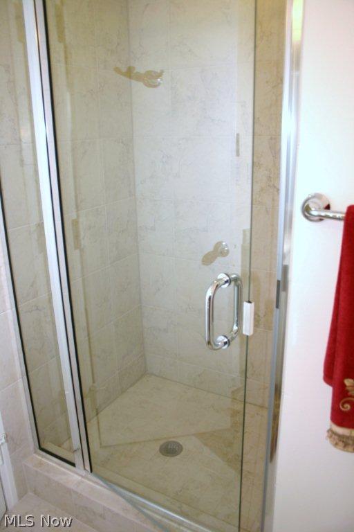 Bratenahl Place Condo - Residential Lease