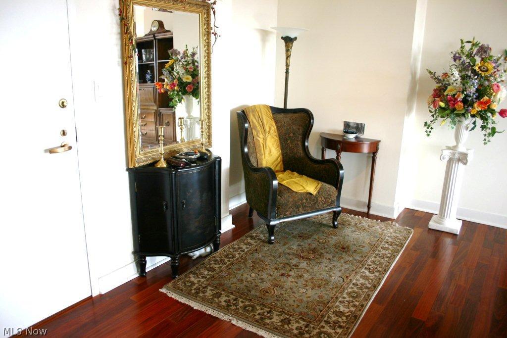 Bratenahl Place Condo - Residential Lease