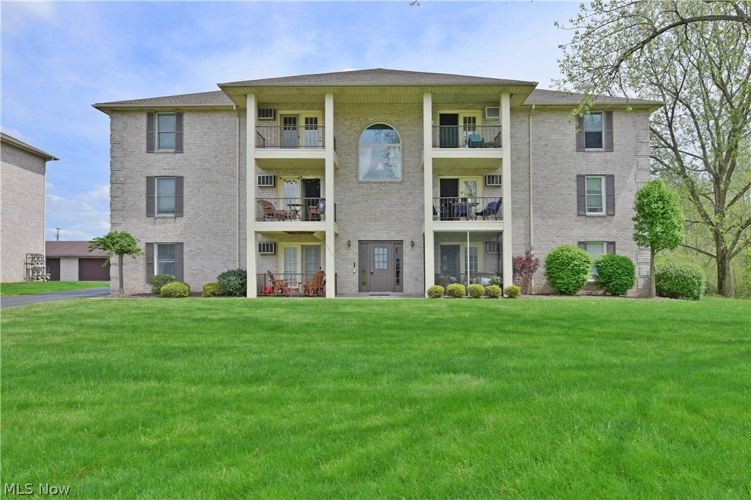 Presidential Square Estates Condo - Residential