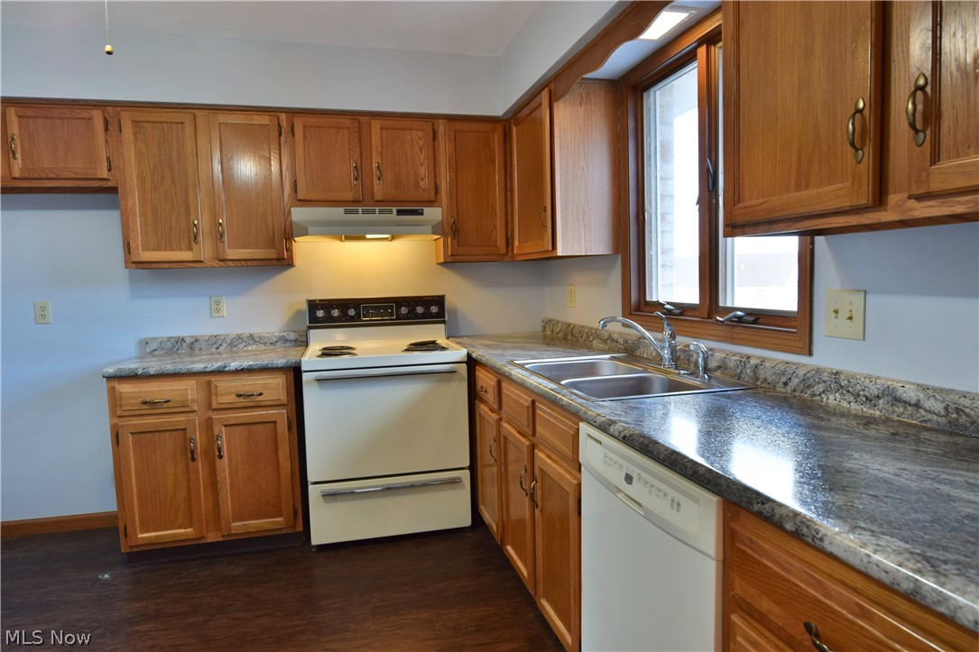 Presidential Square Estates Condo - Residential