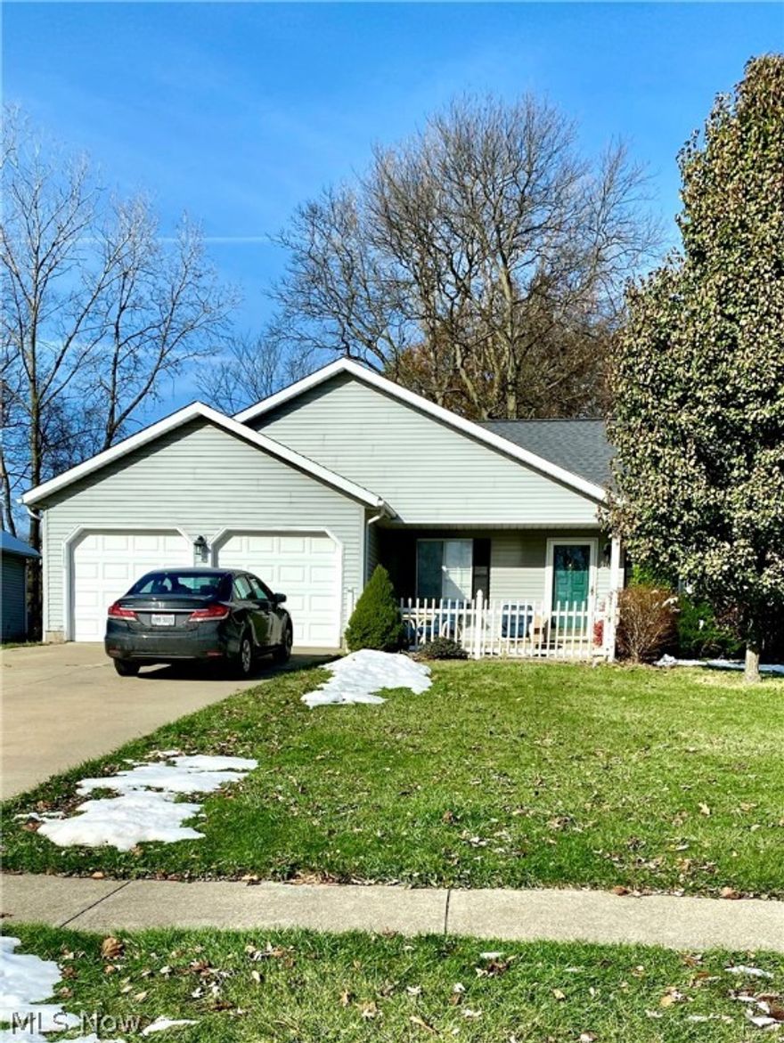 Well maintained 3 Bedroom / 2 Full Bath ranch located close to schools, shopping, restaurants and major highways.  Easy commute to Kent State University.
