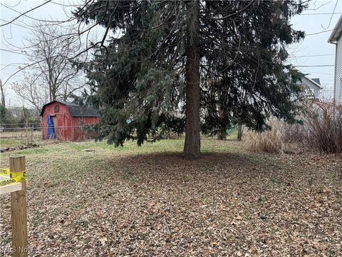 Tiny photo for 1373 Park Avenue SW, Canton, OH 44706 (MLS # 5179210)