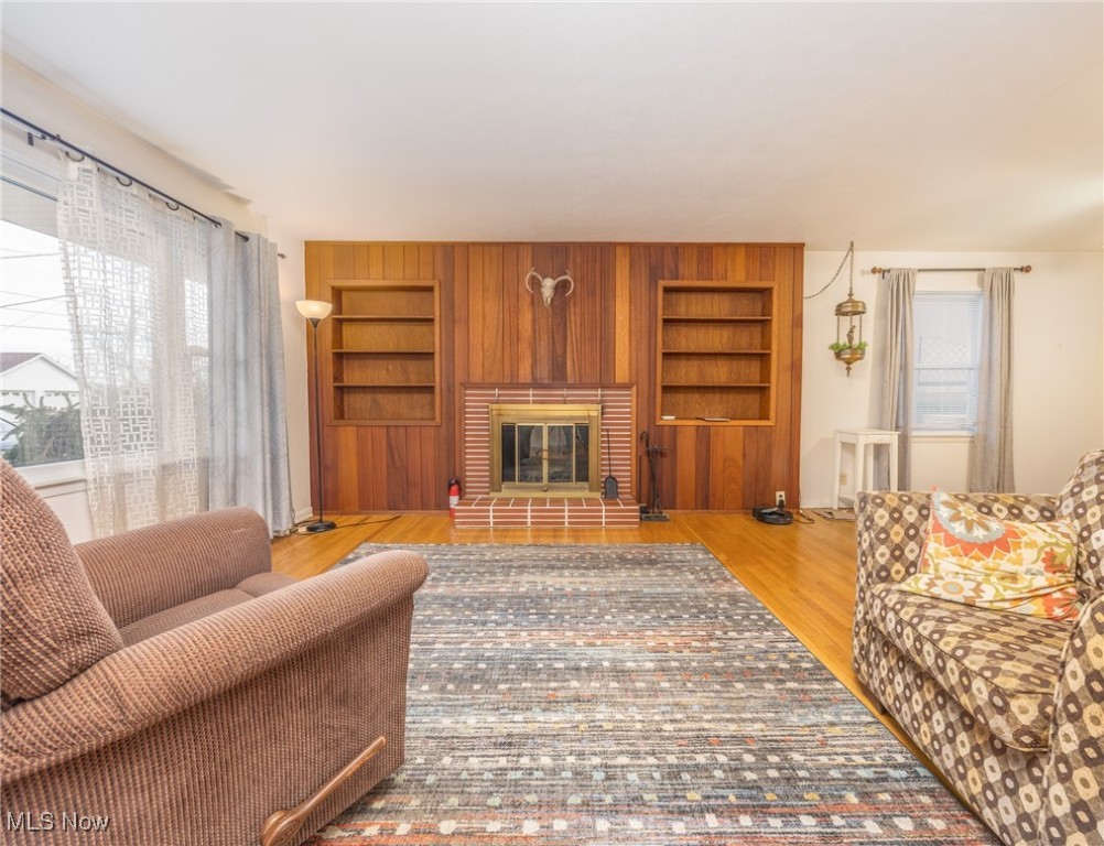 H C Henderson Adn - Residential