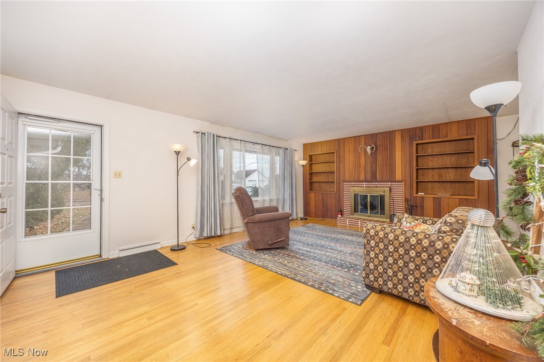 H C Henderson Adn - Residential