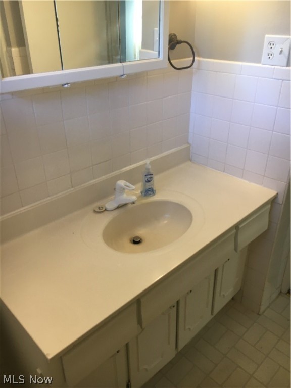 Cuya Manor Sub - Residential Lease