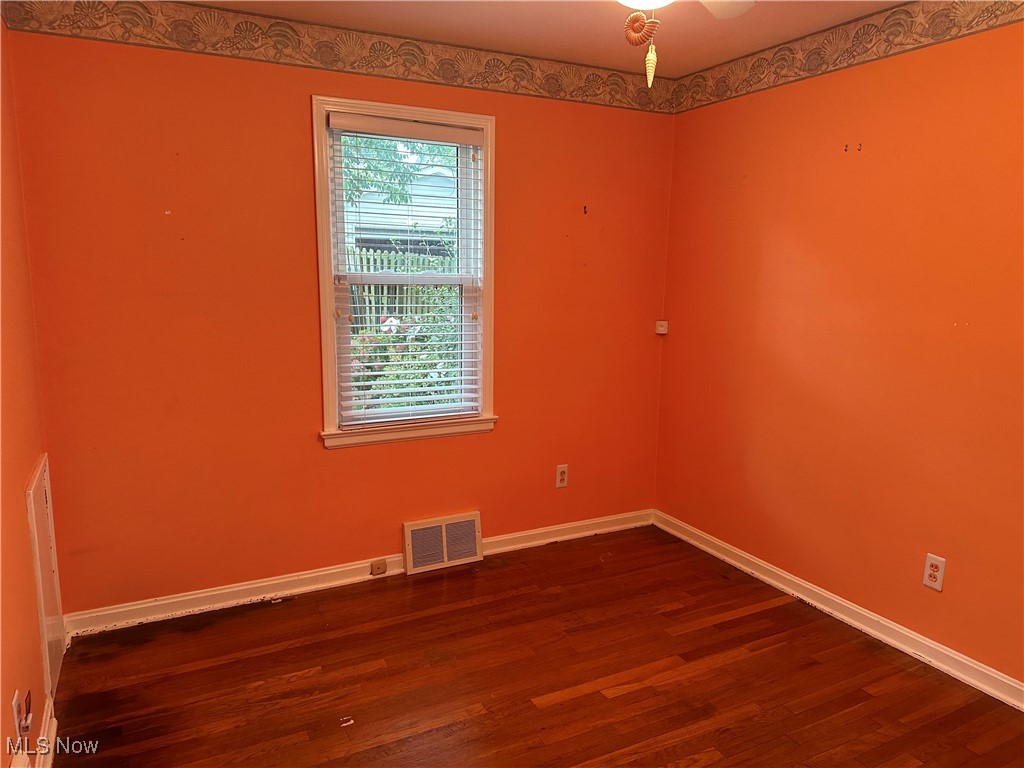 Garfield Pkwy - Residential