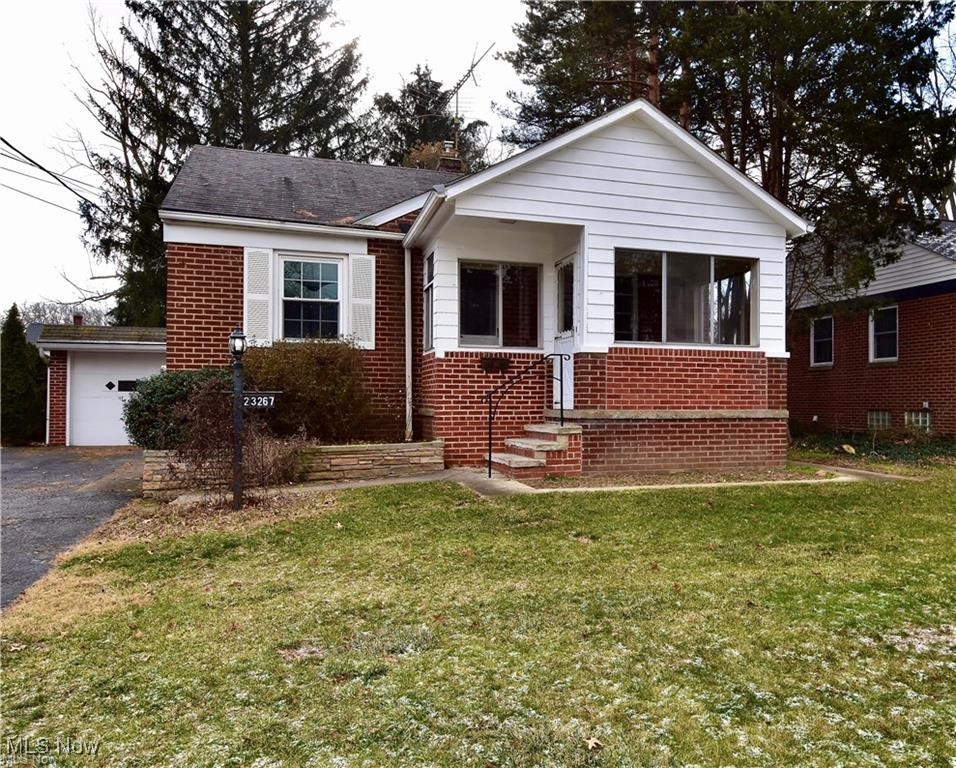 23267 Marion Road, North Olmsted, Ohio image 1