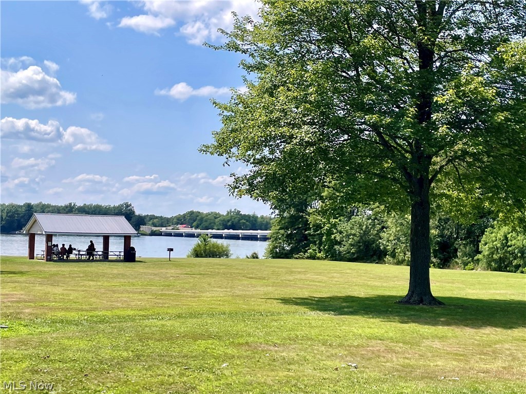 Hill Crest - Residential