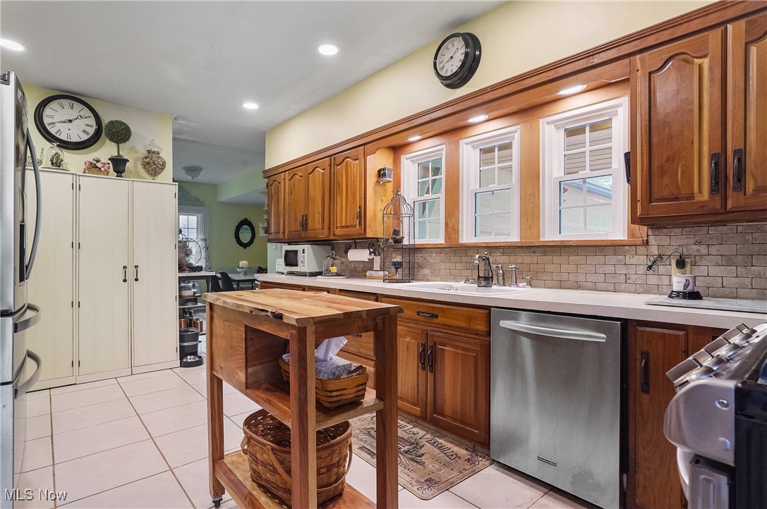 460 S Rose Boulevard, Akron, Ohio image 13