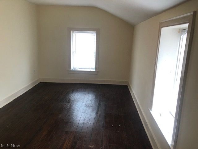 Fairview Allotment 02 - Residential Income