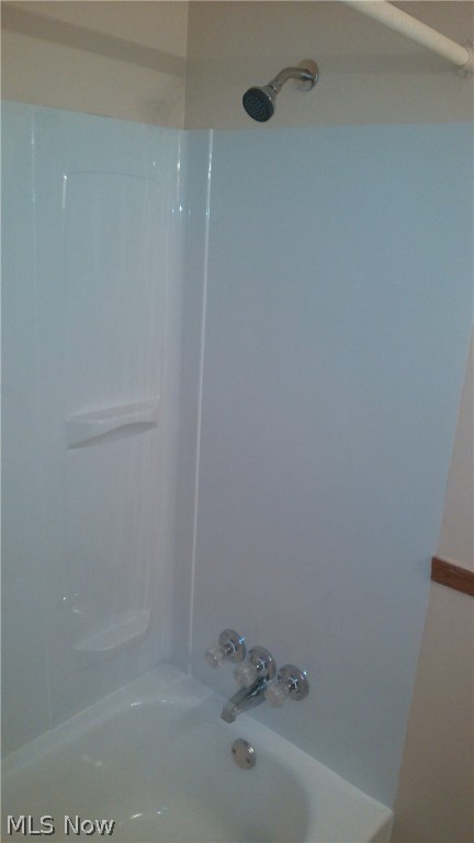 City/Youngstown - Residential Lease