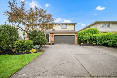 23957 Greenlawn Avenue Beachwood OH 44122