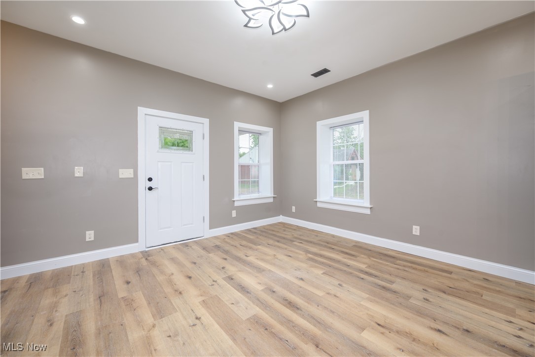 311 George Street, Barberton, Ohio image 3